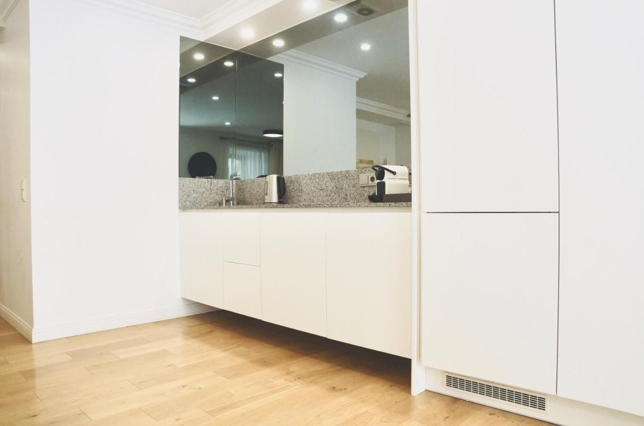 Апартаменты Tomy Old Town Apartments Вильнюс