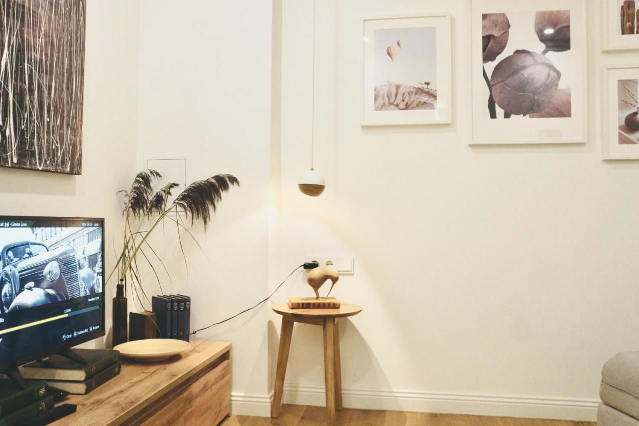 Апартаменты Tomy Old Town Apartments Вильнюс